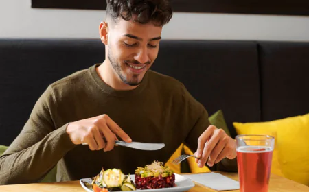 OMAD (One Meal A Day) – Benefits, Risks & How to Get Started